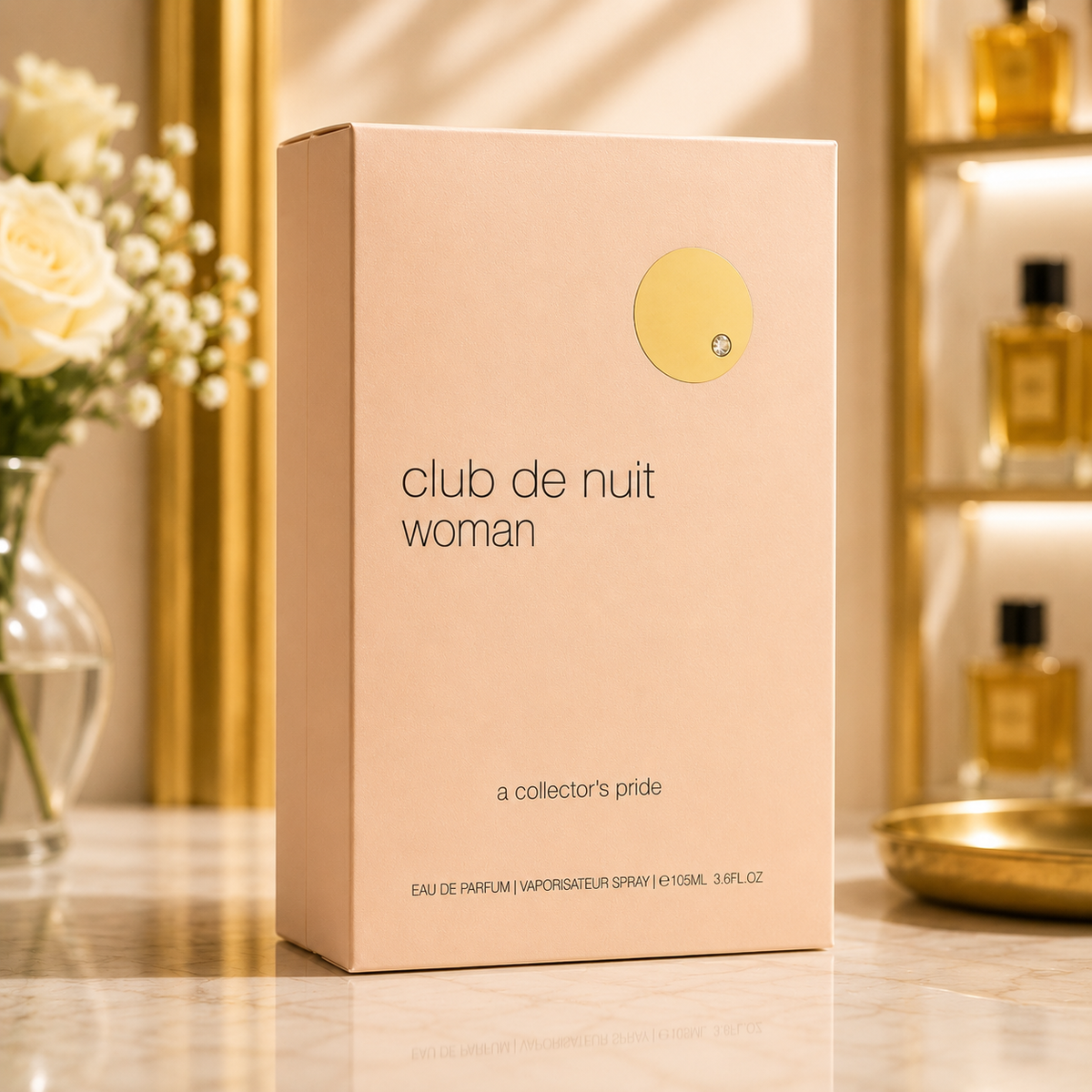 Boîte du parfum Armaf Club de Nuit Woman Eau de Parfum 105ml présentée sur un fond premium en marbre avec décoration dorée.